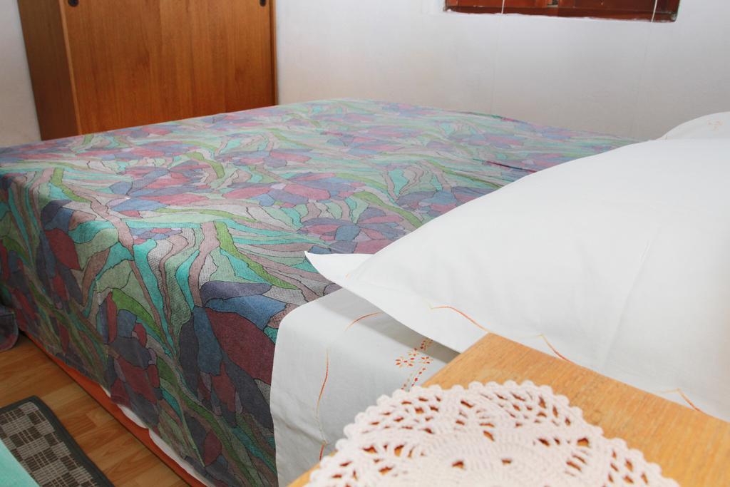 Apartments Sanader Okrug Gornji Room photo