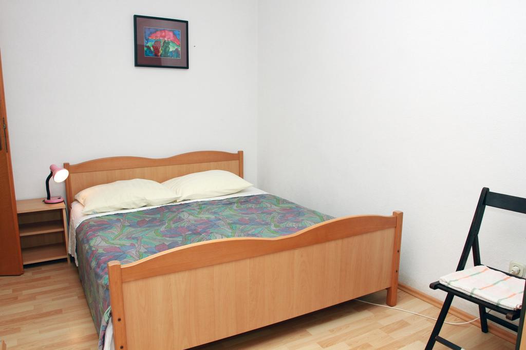 Apartments Sanader Okrug Gornji Room photo